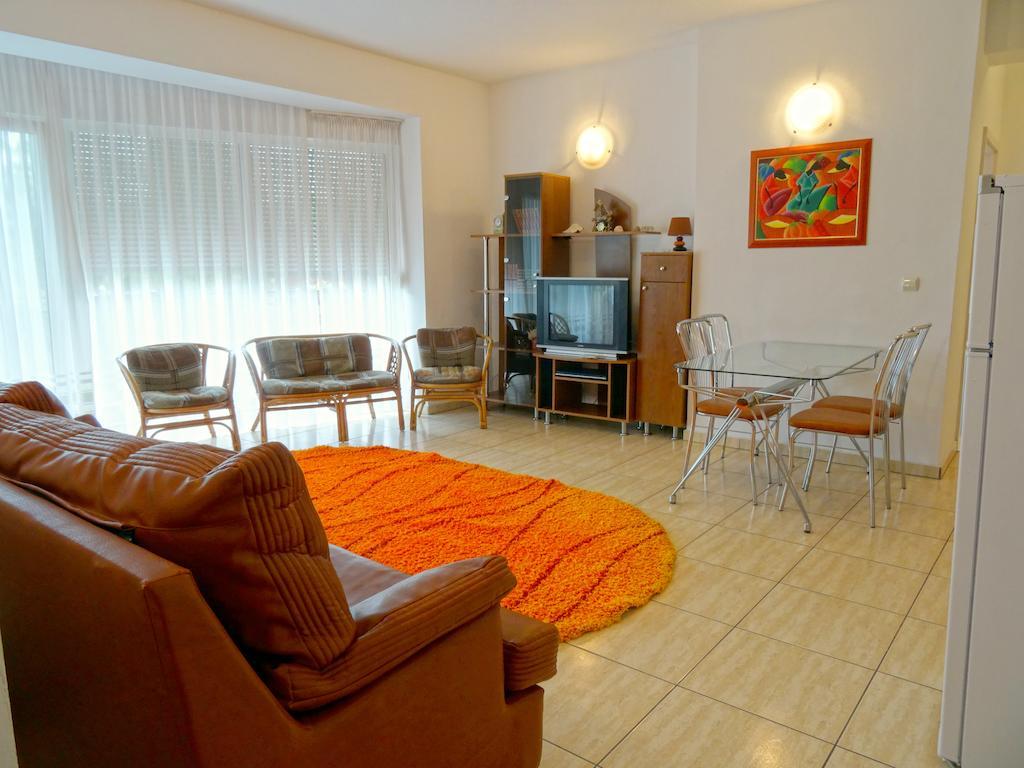 Club Topaz Apartments ネプトゥン 部屋 写真