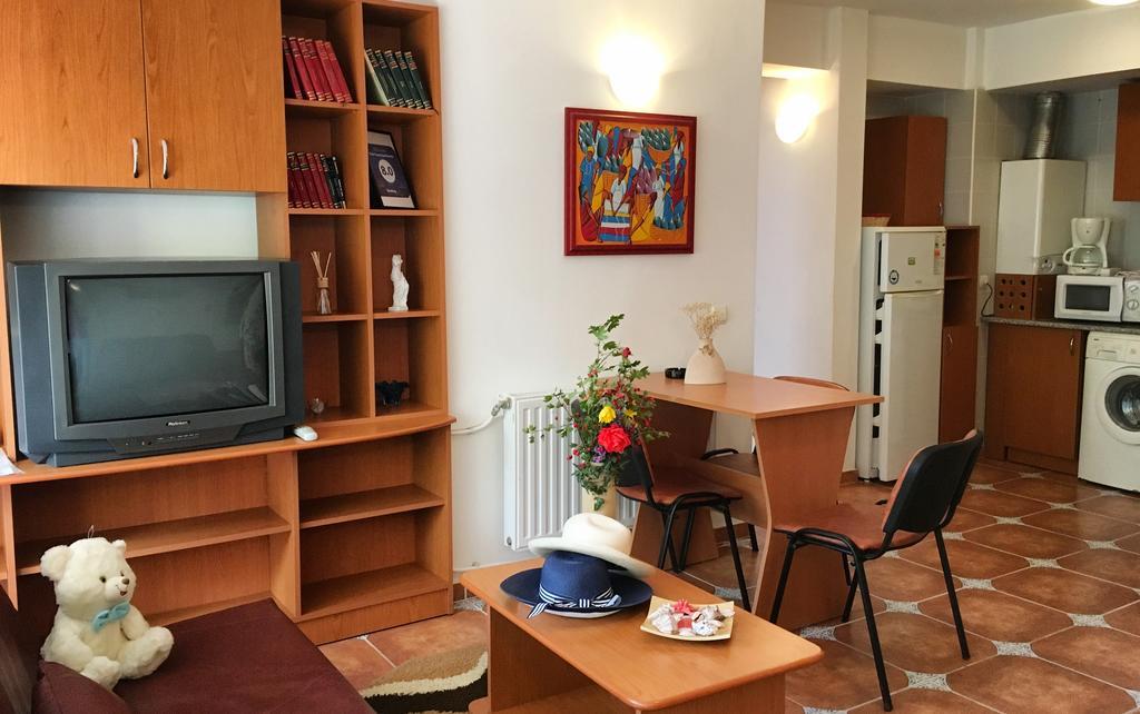 Club Topaz Apartments ネプトゥン エクステリア 写真