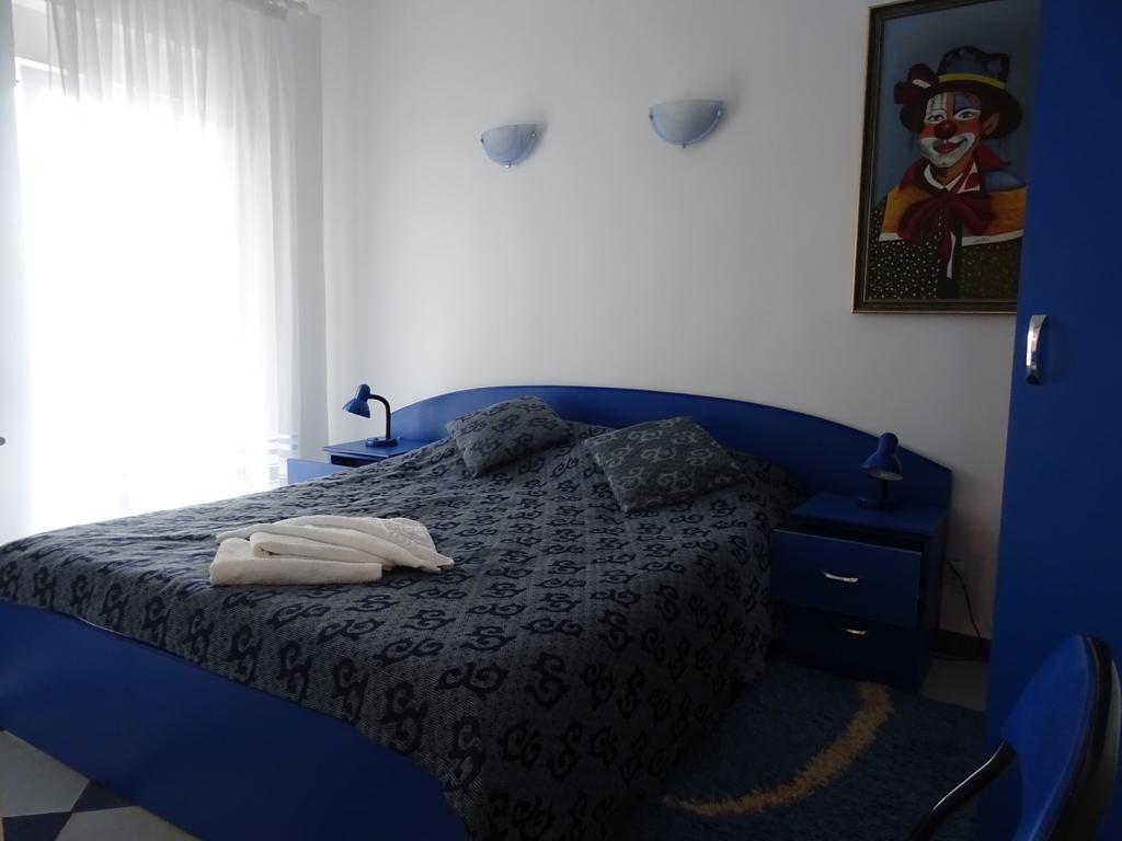 Club Topaz Apartments ネプトゥン エクステリア 写真